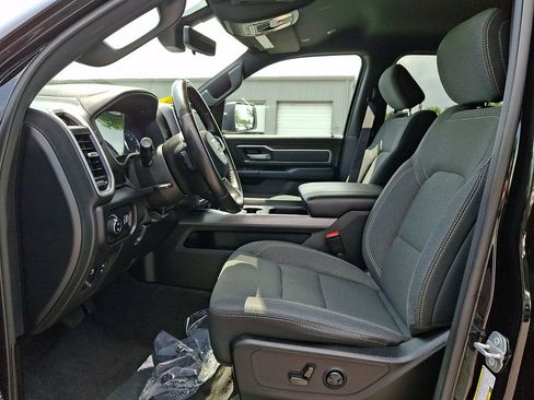 Used 2022 RAM 1500 Big Horn AWD/4WD image 13