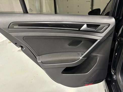 Used 2017 Volkswagen GTI S FWD image 38