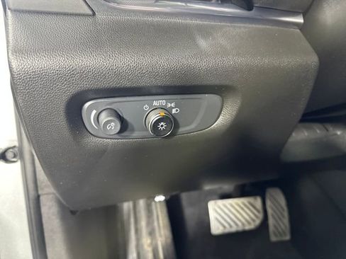 Used 2020 Chevrolet Traverse LS w/ LPO, Blackout Package image 19