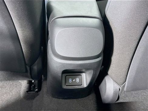 New 2025 Hyundai Elantra SEL image 21