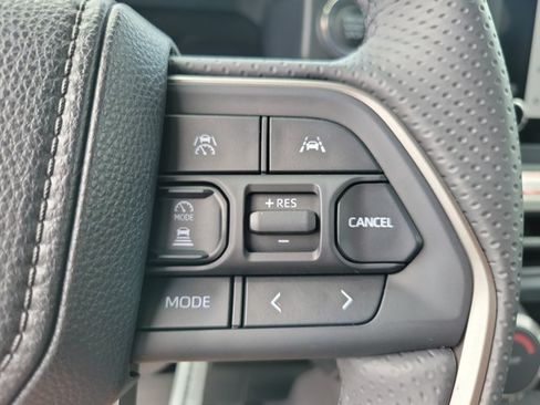Used 2026 Toyota 4Runner TRD Sport AWD/4WD image 17