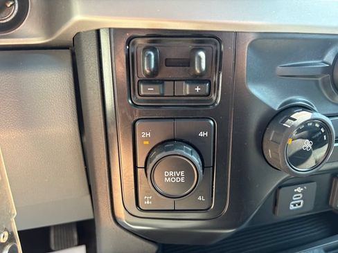 Used 2024 Ford F350 XL w/ Snow Plow Prep Package AWD/4WD image 30