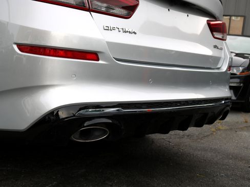 Used 2019 Kia Optima SX image 11