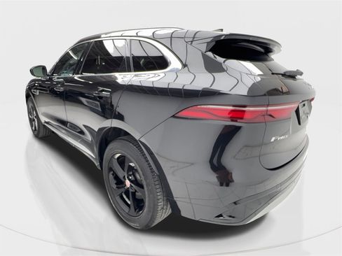 Used 2023 Jaguar F-PACE S image 10