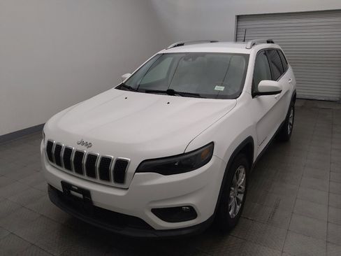 Used 2021 Jeep Cherokee Latitude Lux w/ Mopar Interior Package FWD image 15