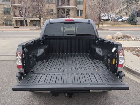 Used 2013 Toyota Tacoma w/ TRD Off-Road Pkg image 8