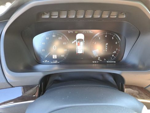 Used 2019 Volvo XC90 T6 Momentum image 23