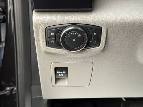 Used 2019 Ford F150 XL w/ Equipment Group 101A Mid AWD/4WD image 29