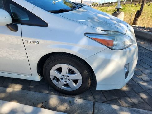 Used 2010 Toyota Prius Five FWD image 6