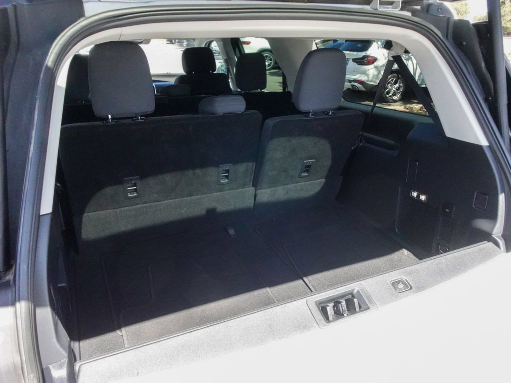 Used 2025 Ford Expedition Max Active AWD/4WD image 27