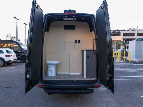 Used 2024 Mercedes-Benz Sprinter 3500 w/ Parking Package image 36