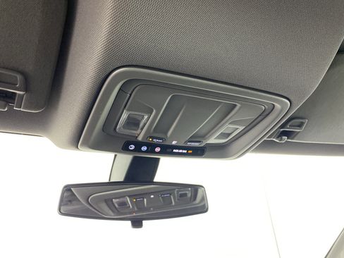 Used 2019 Chevrolet Silverado 1500 Custom w/ Custom Convenience Package image 20