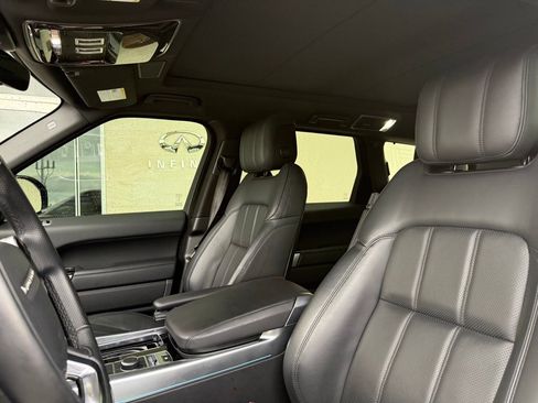Used 2021 Land Rover Range Rover Sport HSE Silver Edition image 9