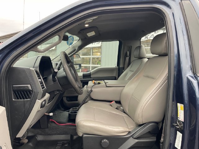 Used 2018 Ford F250 XL w/ Power Equipment Group AWD/4WD image 8