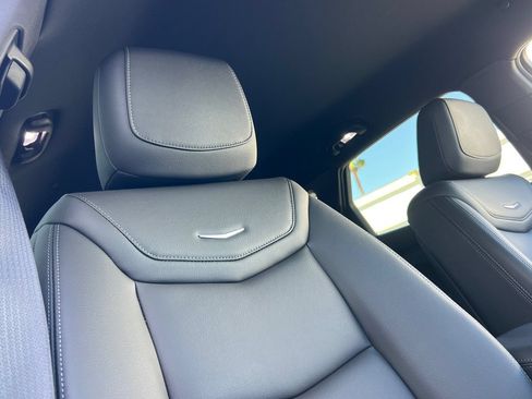 Used 2025 Cadillac XT5 Luxury w/ LPO, Floor Liner Package FWD image 20