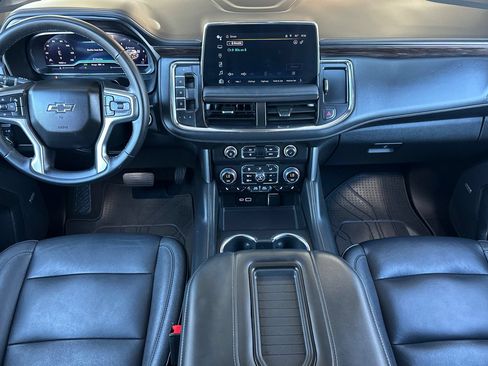 Used 2024 Chevrolet Tahoe Z71 AWD/4WD image 12