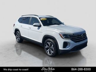 Certified 2025 Volkswagen Atlas SE video 1