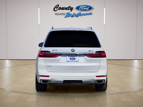 Used 2020 BMW X7 xDrive40i w/ Luxury Seating Package AWD/4WD image 11