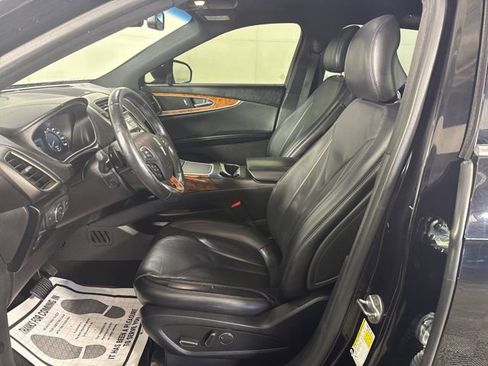 Used 2018 Lincoln MKX Reserve w/ Lincoln MKX Climate Package image 16