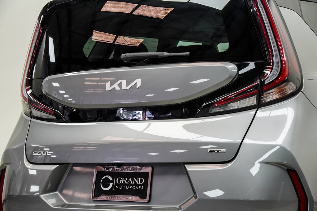 Used 2023 Kia Soul GT-Line w/ GT-Line Technology Package FWD image 14