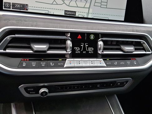 Used 2023 BMW X5 xDrive40i w/ Luxury Seating Package image 14