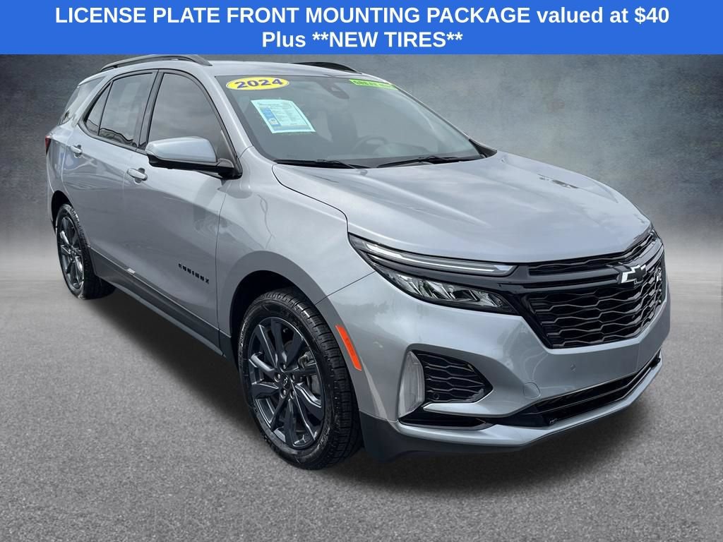 Used 2024 Chevrolet Equinox RS FWD image 3