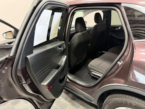 Used 2023 Ford Escape Active w/ Tech Pack #2 AWD/4WD image 18
