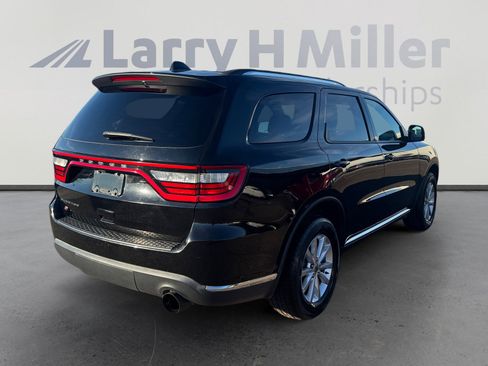 Used 2023 Dodge Durango SXT image 5