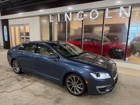 Used 2019 Lincoln MKZ Reserve w/ Reserve Plus Package AWD/4WD image 5