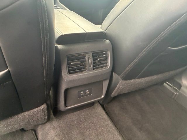 Certified 2022 Nissan Rogue SV w/ SV Premium Package FWD image 18