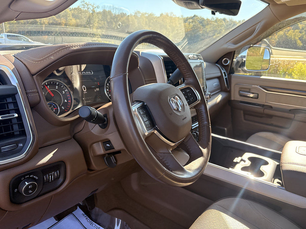 Used 2022 RAM 3500 Laramie AWD/4WD image 28