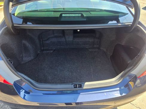 Used 2016 Toyota Camry XLE w/ Moonroof Package FWD image 12