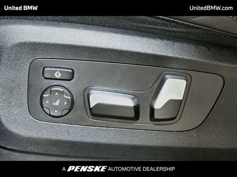 Used 2024 BMW X5 sDrive40i w/ M Sport Package RWD image 11