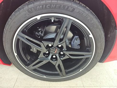 Used 2024 Chevrolet Corvette Stingray Preferred Cpe w/ 2LT image 23