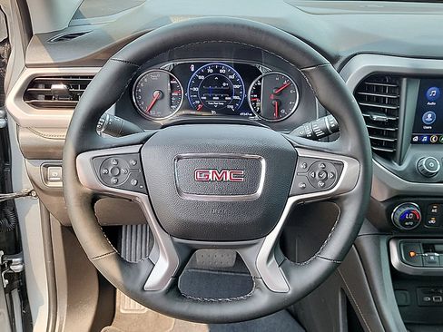 Used 2023 GMC Acadia AT4 w/ GMC Pro Grade Package AWD/4WD image 19
