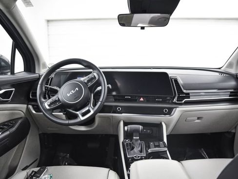 Used 2024 Kia Sportage EX image 24