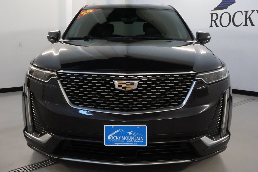 Used 2020 Cadillac XT6 Premium Luxury w/ Platinum Package AWD/4WD image 2