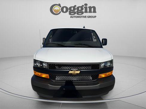 New 2025 Chevrolet Express 2500 image 5
