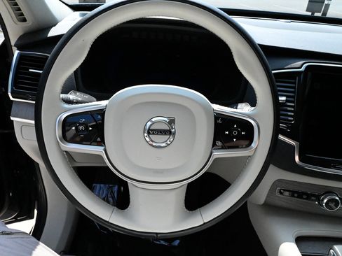 Used 2023 Volvo XC90 B6 Plus AWD/4WD image 24