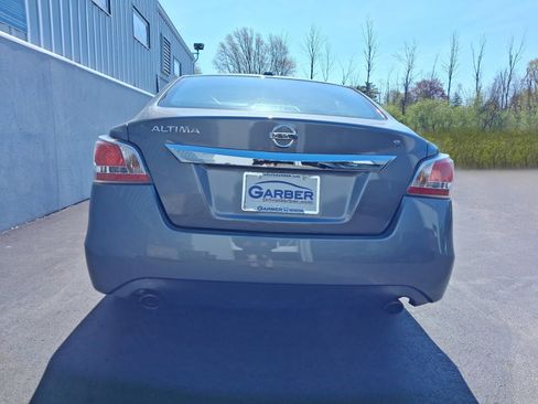 Used 2015 Nissan Altima 2.5 SL w/ Moonroof Package FWD image 11