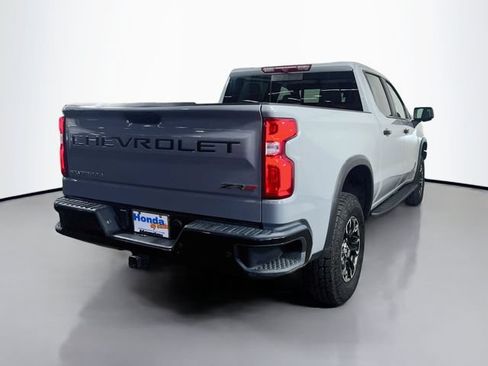 Used 2024 Chevrolet Silverado 1500 ZR2 AWD/4WD image 9