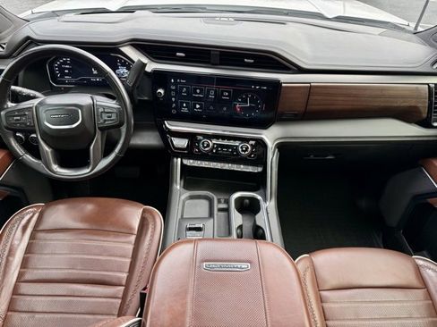 Used 2024 GMC Sierra 2500 Denali Ultimate w/ Max Trailering Package image 25