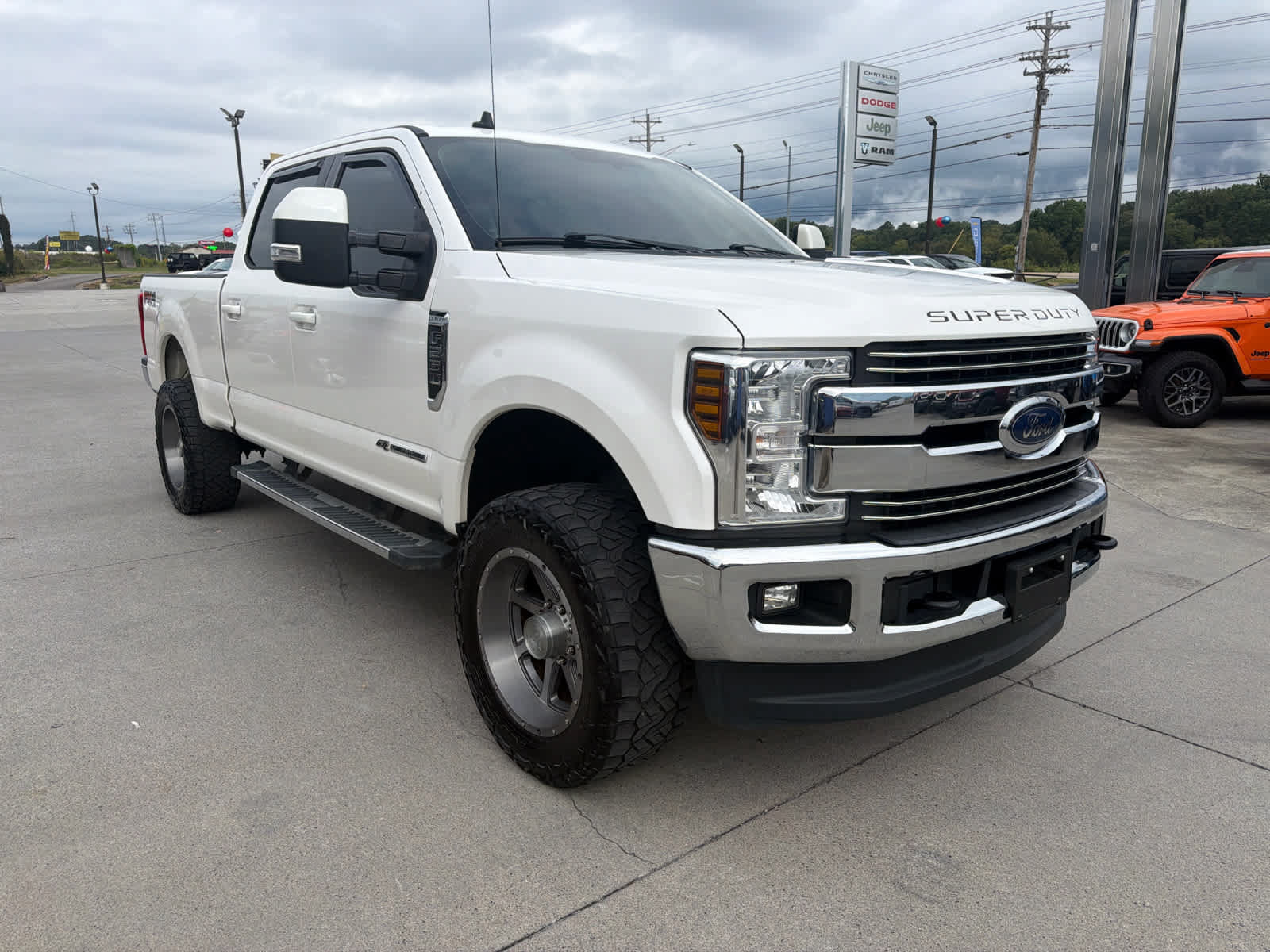 Used 2019 Ford F250 Lariat w/ Lariat Value Package AWD/4WD image 4