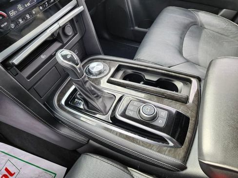 Used 2024 INFINITI QX80 Luxe AWD/4WD image 32
