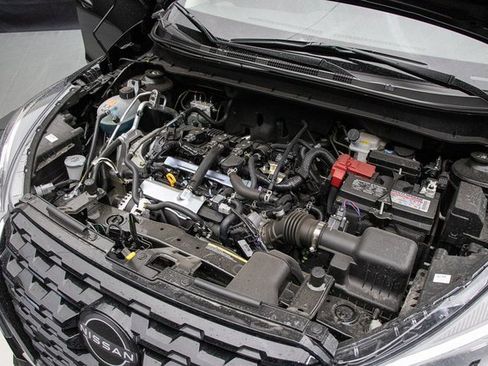 New 2025 Nissan Kicks Play S image 29