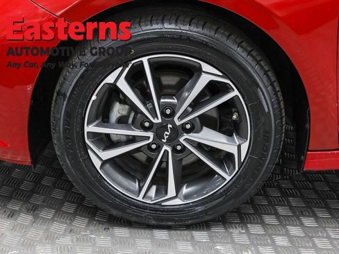 Used 2024 Kia Forte LXS image 32