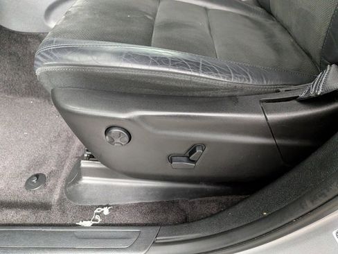 Used 2018 Jeep Grand Cherokee Altitude image 15