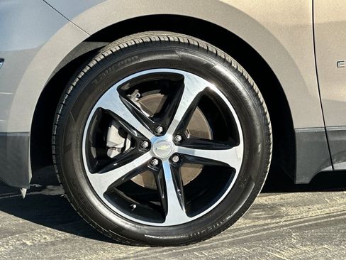 Used 2019 Chevrolet Equinox LT w/ Sun & Navigation Package image 31