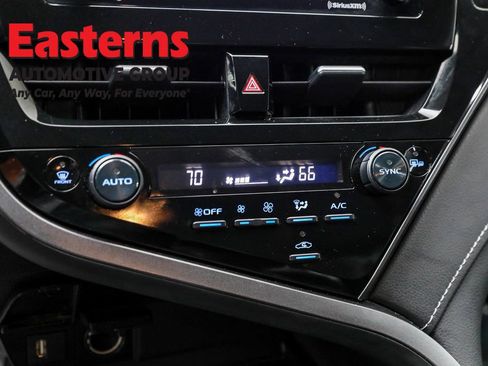 Used 2024 Toyota Camry SE image 32