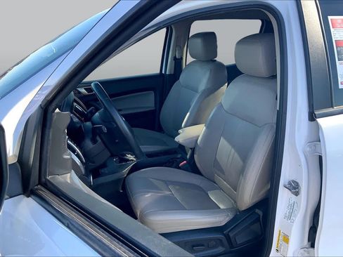 Used 2019 Ford Ranger Lariat w/ Equipment Group 501A Mid RWD image 8